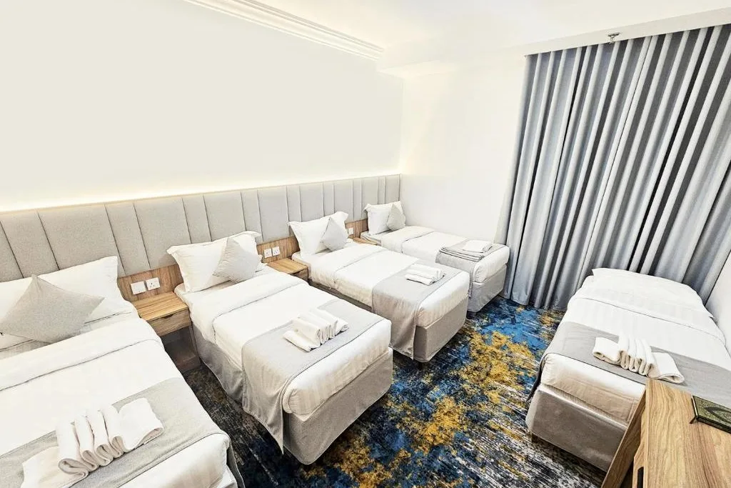 Diyar Ajyad Hotel — 4